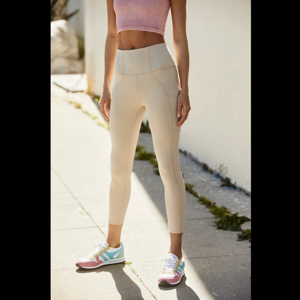 Free People FP Movement High-Rise 7/8 No Limits Leggings in Sandstone